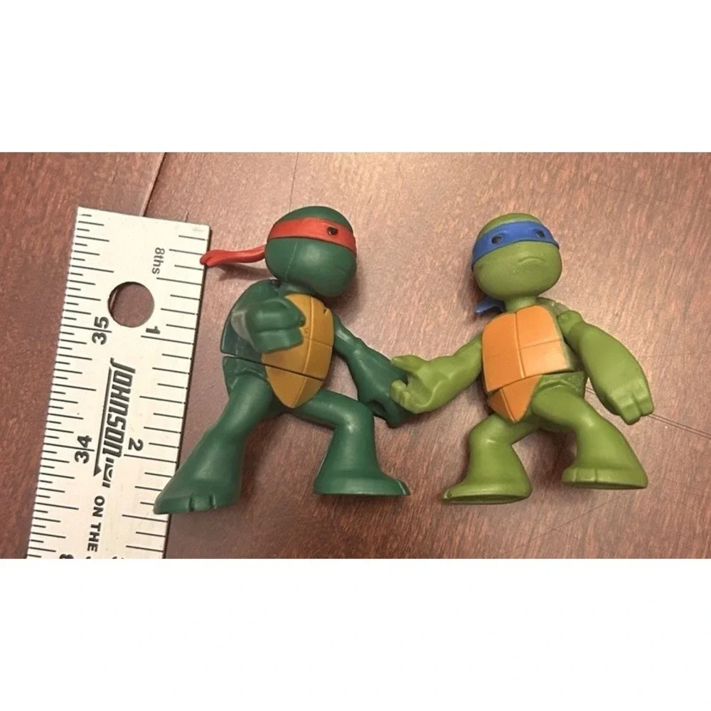 2013 Teenage Mutant Ninja Turtles TMNT Lot of 2 Action Figures‎ Viacom